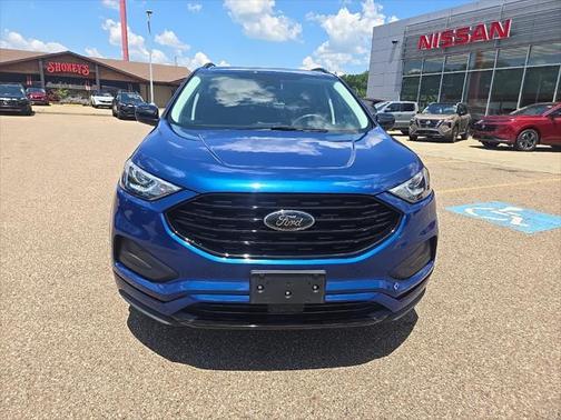 2022 Ford Edge SE