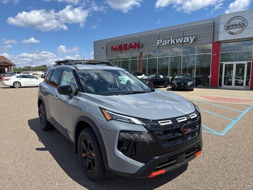Boulder Gray Pearl 2026 Nissan Rogue Rock Creek