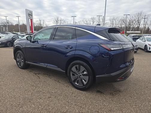 2025 Nissan Murano SL