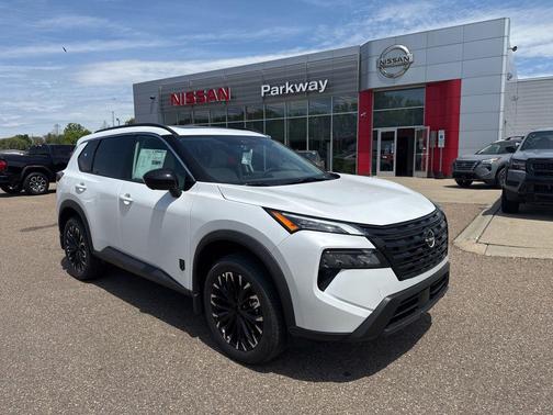 Everest White Pearl Tricoat 2026 Nissan Rogue Dark Armor