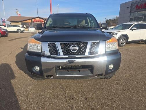 2015 Nissan Titan SV