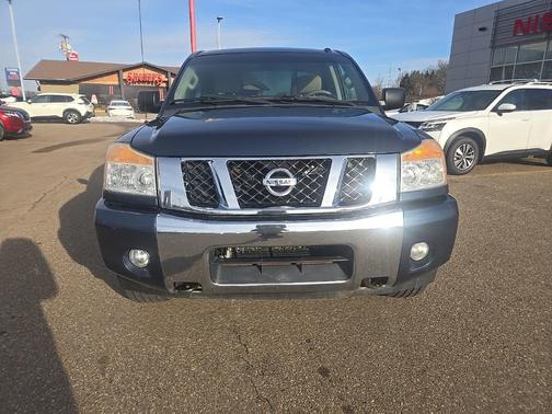 2015 Nissan Titan SV