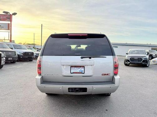 2007 GMC Yukon XL 1500 Denali
