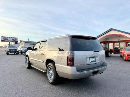 2007 GMC Yukon XL 1500 Denali