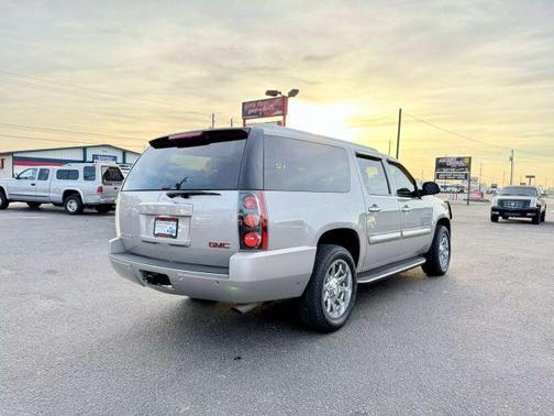 2007 GMC Yukon XL 1500 Denali