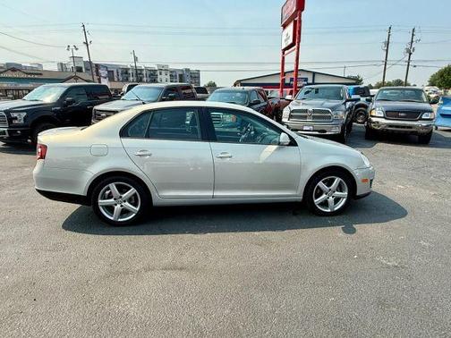 2010 Volkswagen Jetta Limited Edition