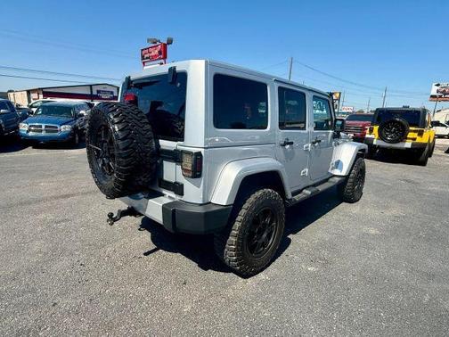 2012 Jeep Wrangler Unlimited Sahara