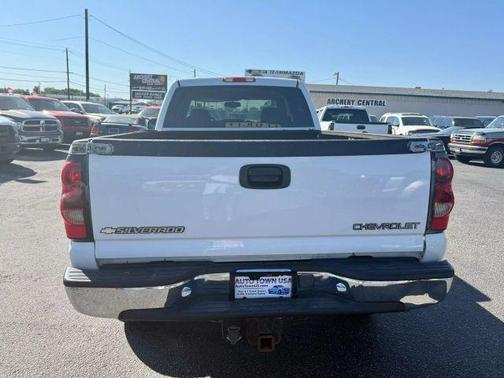 2004 Chevrolet Silverado 2500 LS H/D Crew Cab