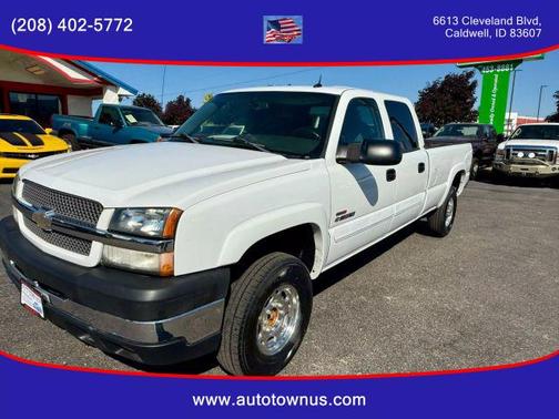 2004 Chevrolet Silverado 2500 LS H/D Crew Cab