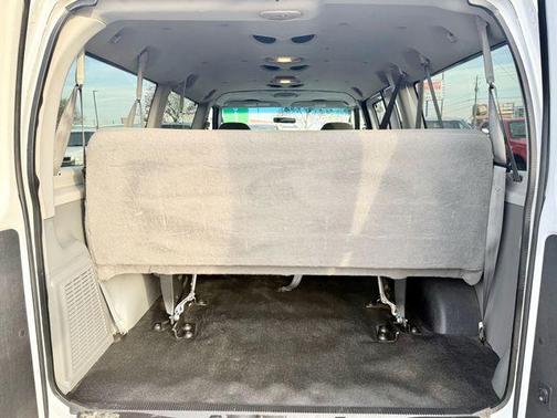 2007 Ford E350 Super Duty XL