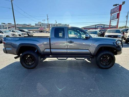 2018 Toyota Tacoma SR5