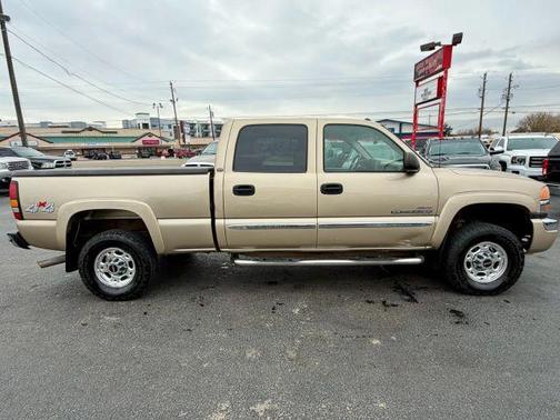 2005 GMC Sierra 2500 SLT