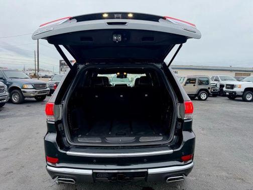 2016 Jeep Grand Cherokee Summit