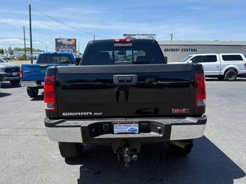 Black 2011 GMC Sierra 2500 SLT