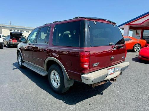 Maroon 2000 Ford Expedition Eddie Bauer 4WD