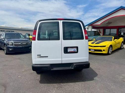 2010 Chevrolet Express 2500 Work Van