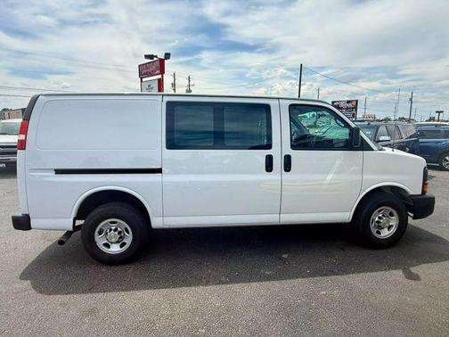 2010 Chevrolet Express 2500 Work Van