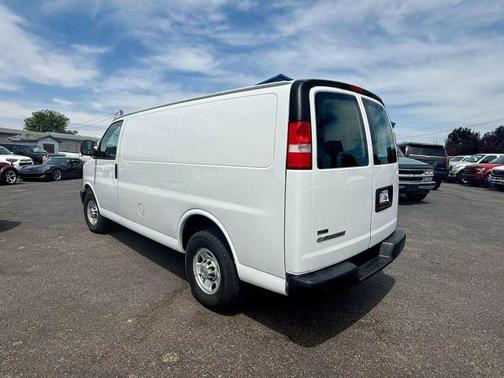 2010 Chevrolet Express 2500 Work Van