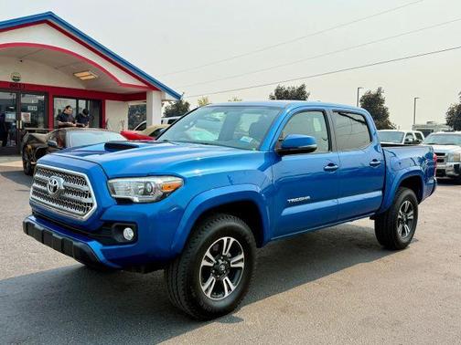 Blue 2016 Toyota Tacoma TRD Sport