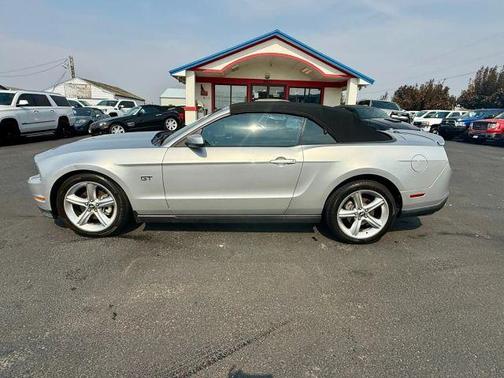 2010 Ford Mustang GT Premium