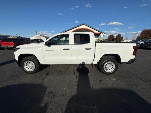 White 2025 Chevrolet Colorado WT