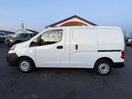 2017 Nissan NV200 S