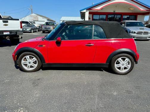 2006 MINI Cooper Base (M5)