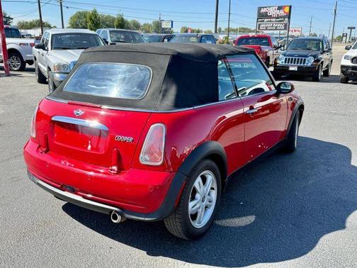 2006 MINI Cooper Base (M5)