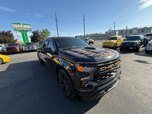 2023 Chevrolet Silverado 1500 Custom