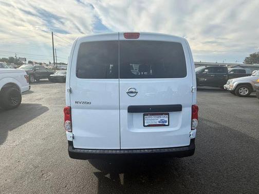 2015 Nissan NV200 S