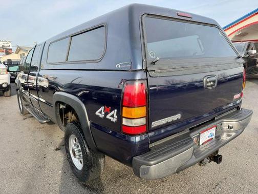 2005 GMC Sierra 2500 SLE