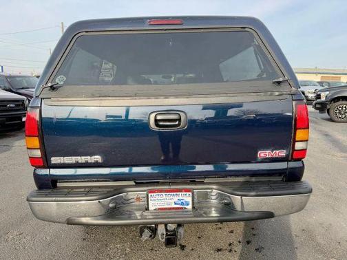 2005 GMC Sierra 2500 SLE