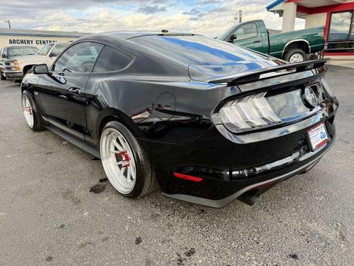 2017 Ford Mustang GT Premium