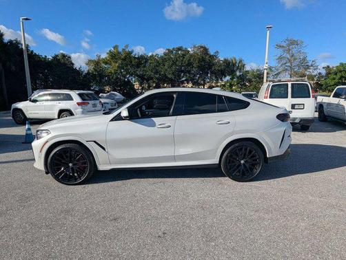 2023 BMW X6 xDrive40i