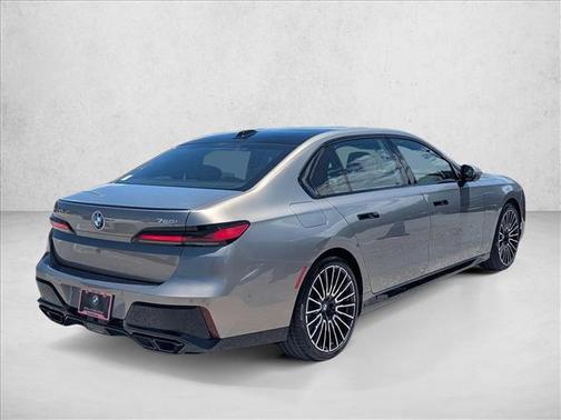 Oxide Grey Metallic 2026 BMW 760 xDrive