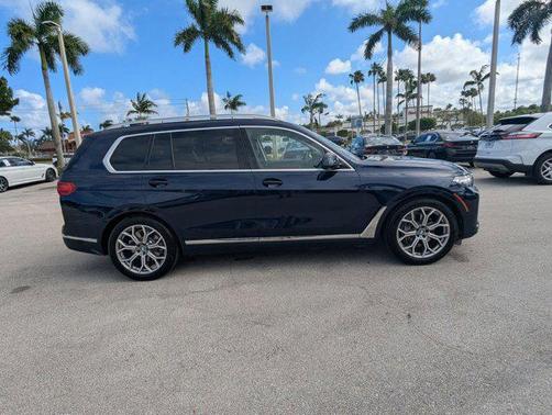 Tanzanite Blue II Metallic 2021 BMW X7 xDrive40i