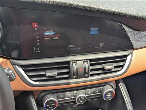 2019 Alfa Romeo Giulia Sport