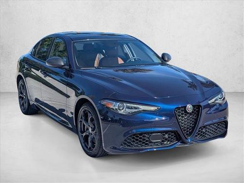 2019 Alfa Romeo Giulia Sport