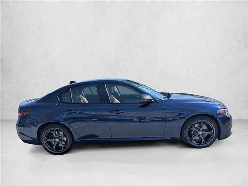 2019 Alfa Romeo Giulia Sport