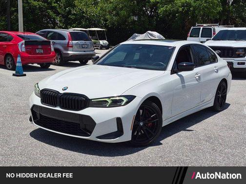 Alpine White 2024 BMW 330 330i