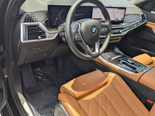 Black Sapphire Metallic 2024 BMW X5 sDrive40i