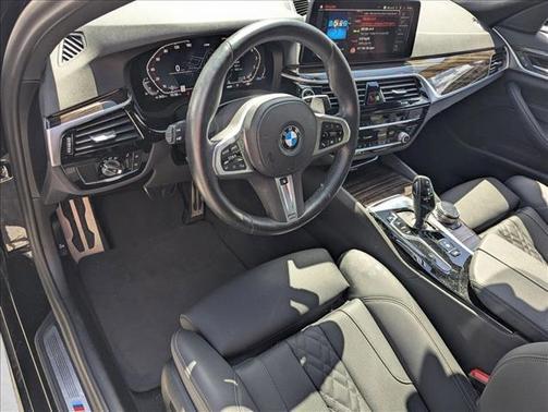 Black Sapphire Metallic 2023 BMW 540 i xDrive