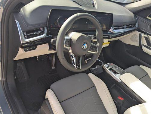 Cape York Green Metallic 2026 BMW X1 xDrive28i