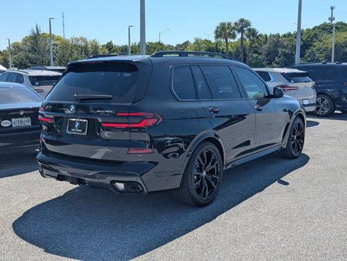 Black Sapphire Metallic 2026 BMW X7 xDrive40i