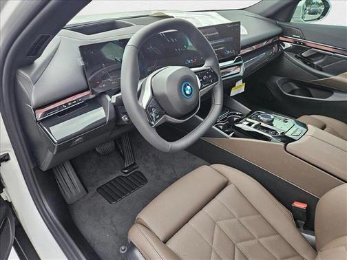 2026 BMW i5 xDrive40