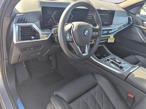Skyscraper Grey Metallic 2026 BMW X5 sDrive40i