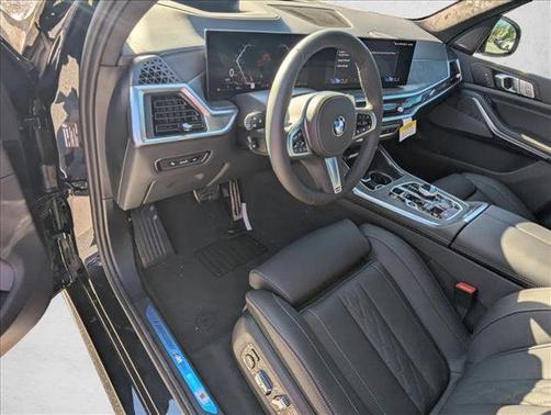 Carbon Black Metallic 2027 BMW X7 xDrive40i