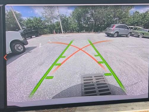 Mineral White Metallic 2022 BMW X3 sDrive30i