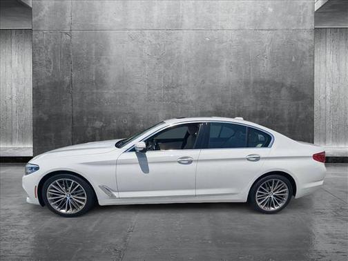 2017 BMW 530 530i