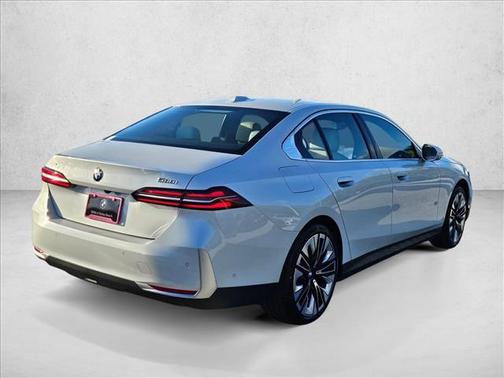 Mineral White Metallic 2027 BMW 530 i xDrive